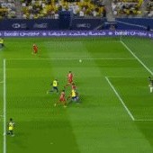 C罗带球拌蒜，连续失机，抱怨教练，又1个奖杯完蛋了